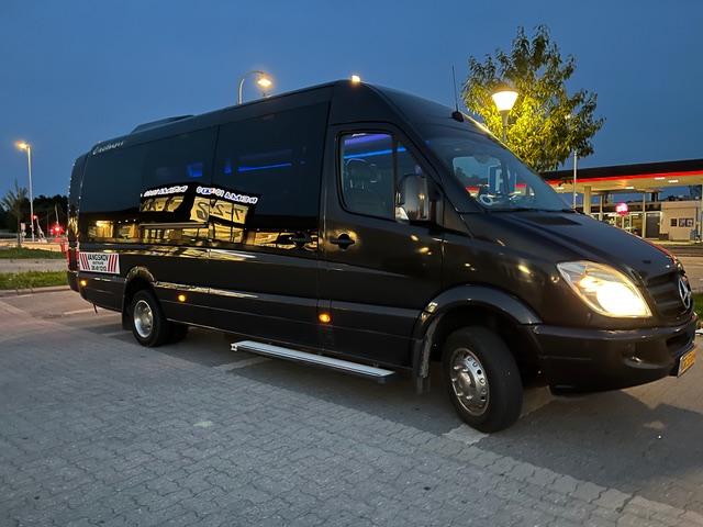 VIP minibus